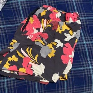 Patagonia barely baggies large